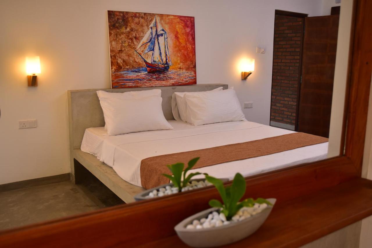Lily Holiday Apartments Хиккадува Экстерьер фото